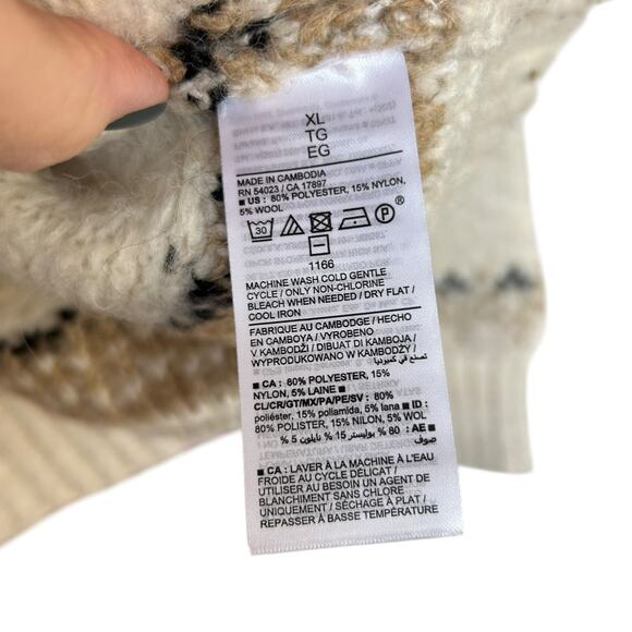Old Navy Women's Cozy Fair Isle Cable Knit Turtleneck Sweater Size XL - Picture 5 of 6